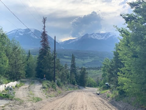View of Buffalo Mountain walking north along Piney Acres Circle