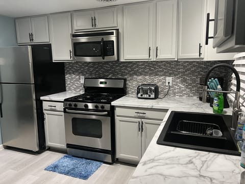 Another view of the newly renovated kitchen for 2022