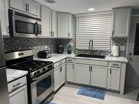 Newly renovated Kitchen for 2022.