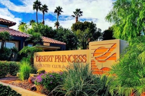 Desert Princess Country Club - Front Security Gate
