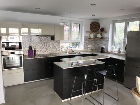 Terrace apt kitchen