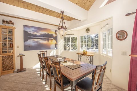 Trailside Escape Dining Area