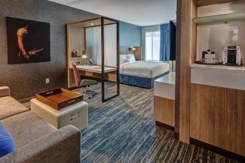 Suite, 1 King Bed | Premium bedding, down comforters, pillowtop beds, in-room safe