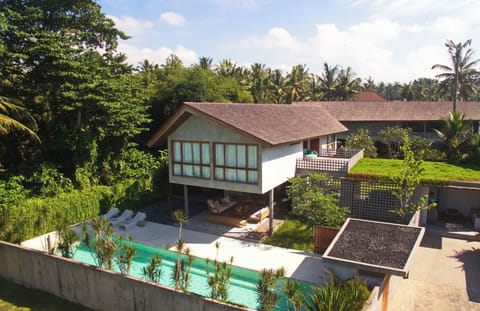 Villa Casabama Sandiwara Breakfast Only | 1 bedroom, in-room safe, desk, blackout drapes