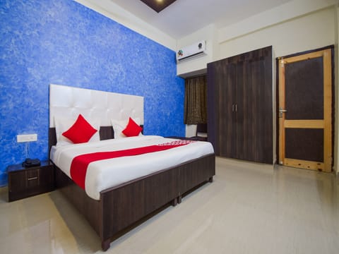 Double Room, 1 King Bed