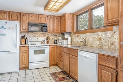 Fully-Equipped Kitchen