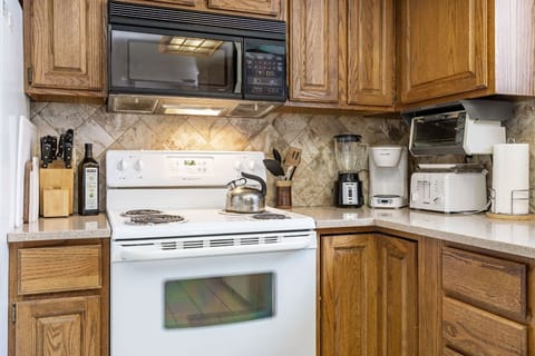 Fully-Equipped Kitchen