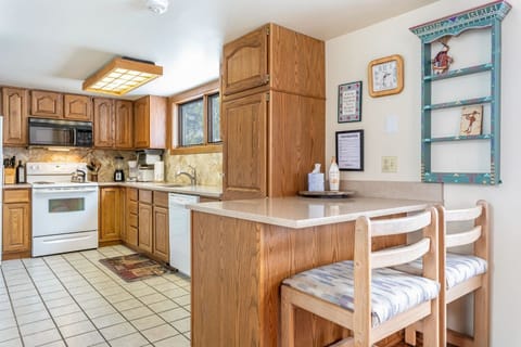 Fully-Equipped Kitchen