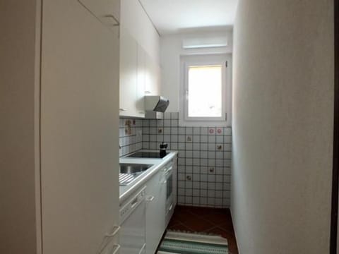 The perfectly equipped, small kitchen