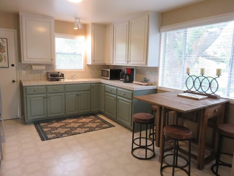 Kitchen is bright and cheery!