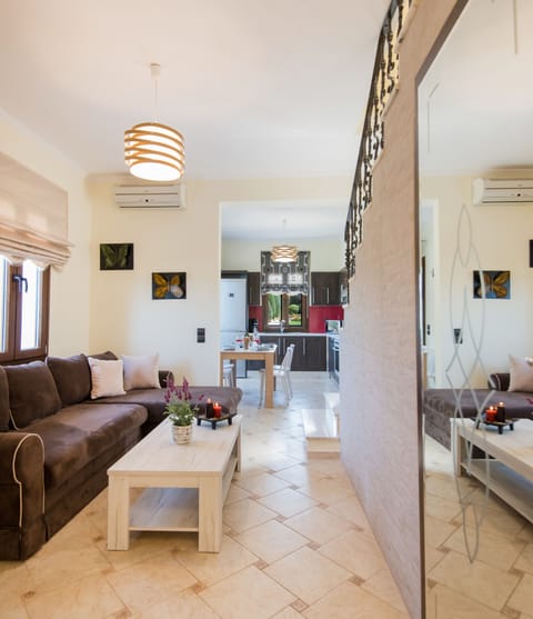 The living room area with direct access to the kitchen!