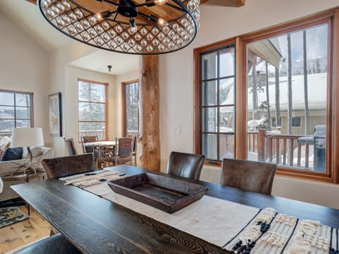 MMH 4 Harvest Moon Dining 5