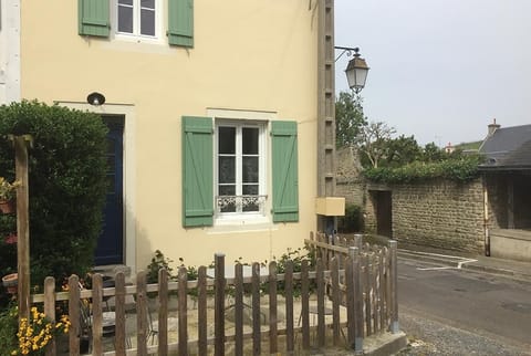 2bd994cb-1fda-43bd-b4e9-2102c7a8a856