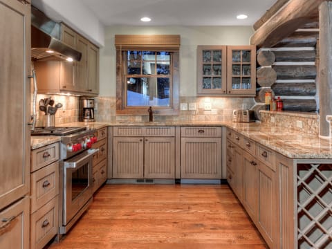Powder Ridge Manitou 1, Kitchen, 3