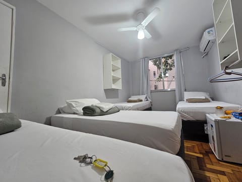 Basic Single Room | Minibar, blackout drapes, iron/ironing board, free WiFi