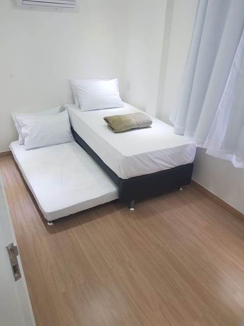 Superior Single Room, 1 Bedroom | Hypo-allergenic bedding, minibar, blackout drapes, iron/ironing board