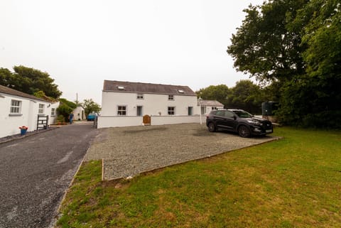 There are three cottages on site - Preseli, Colby & Barafundle