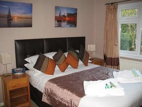 Standard Double Room | Individually decorated, individually furnished, iron/ironing board