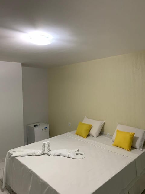 Comfort Double Room, Non Smoking | Minibar, desk, blackout drapes, soundproofing