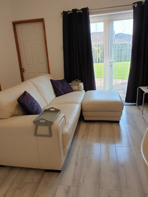 open plan lounge kitchen 