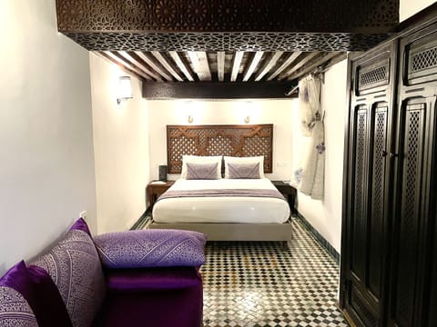 Junior Suite, 1 Double Bed, Non Smoking, Courtyard View | Premium bedding, down comforters, pillowtop beds, in-room safe