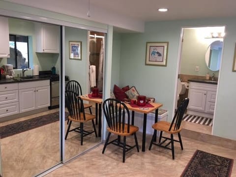 Sitting corner with bench seats and storage underneath.