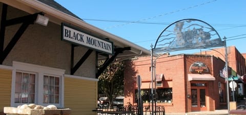 Spend a day touring the 'front porch of Western NC' 20 minute walk from BBR