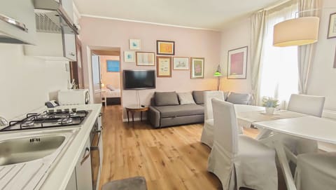 Deluxe Apartment, 1 Bedroom | Living area