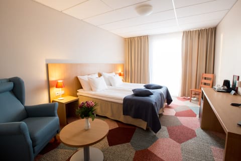 Superior Double or Twin Room | In-room safe, desk, iron/ironing board, free cribs/infant beds