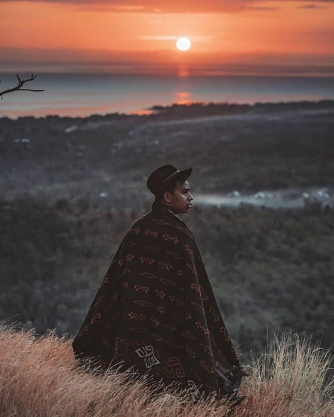 Sunrise hike up hill, also great during sunset !