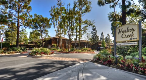 Welcome to Harbor Creek, a conveniently located condo complex near beach