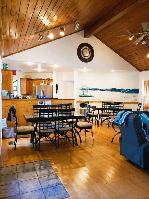 looking into the dining and kitchen areas