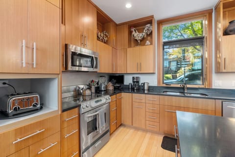 10-web-or-mls-606_Cascade-7-10