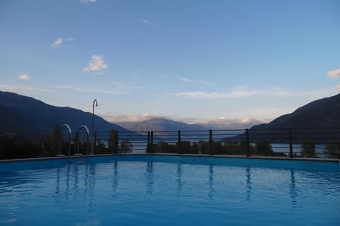 Seasonal outdoor pool, pool umbrellas, sun loungers