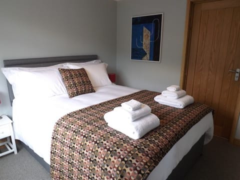 Double Room, Ensuite (Room 1 & 2)