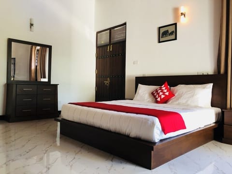 Deluxe Double or Twin Room, 1 King Bed | Free WiFi, bed sheets