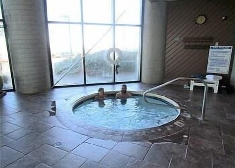 Condo, 2 Bedrooms | Spa | Spa tub