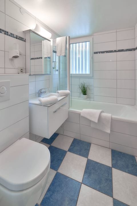 Standard Double Room | Bathroom | Deep soaking tub, hair dryer, towels