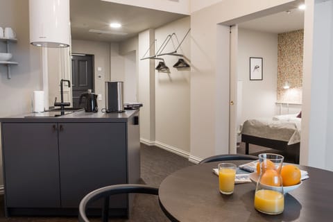 Comfort Apartment | Private kitchen | Fridge, microwave, dishwasher, coffee/tea maker