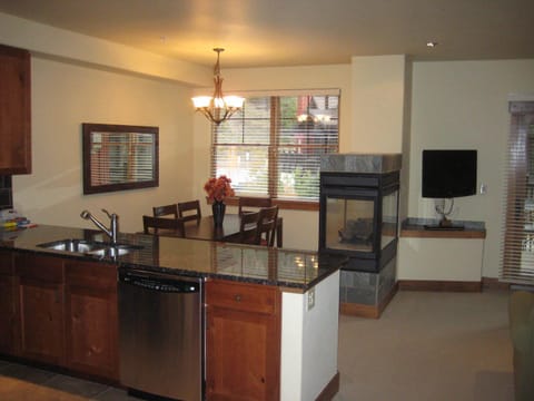 Kitchen and dinning area.