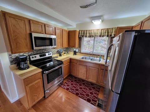 Fully equipped kitchen