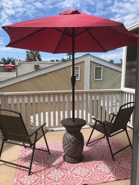 Imagine...morning breakfast and evening drinks while watching the sunset.