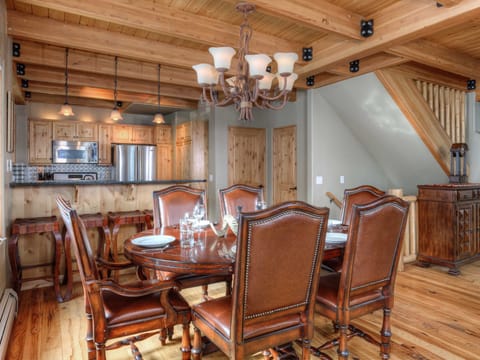 MMH 6 Harvest Moon Dining, 2