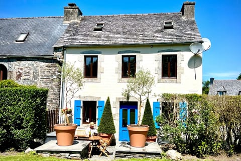 Granary gîte at Kergudon