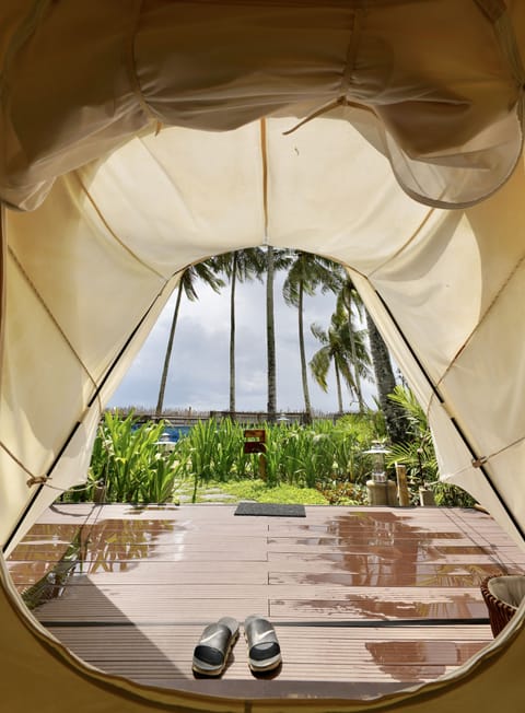 Deluxe Tent, Garden View | Premium bedding, Tempur-Pedic beds, minibar, free WiFi