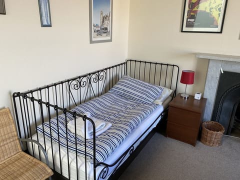 Bedroom 2 - Single Bed