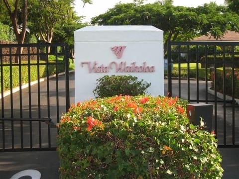 Vista Waikoloa Entrance