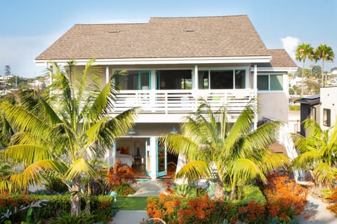 In thriving Encinitas