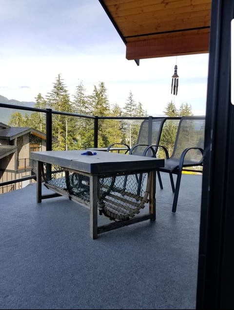 Upstairs covered patio