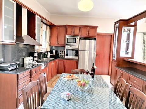 The kitchen of the villa.